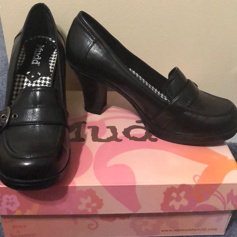 Mudd Black Heels